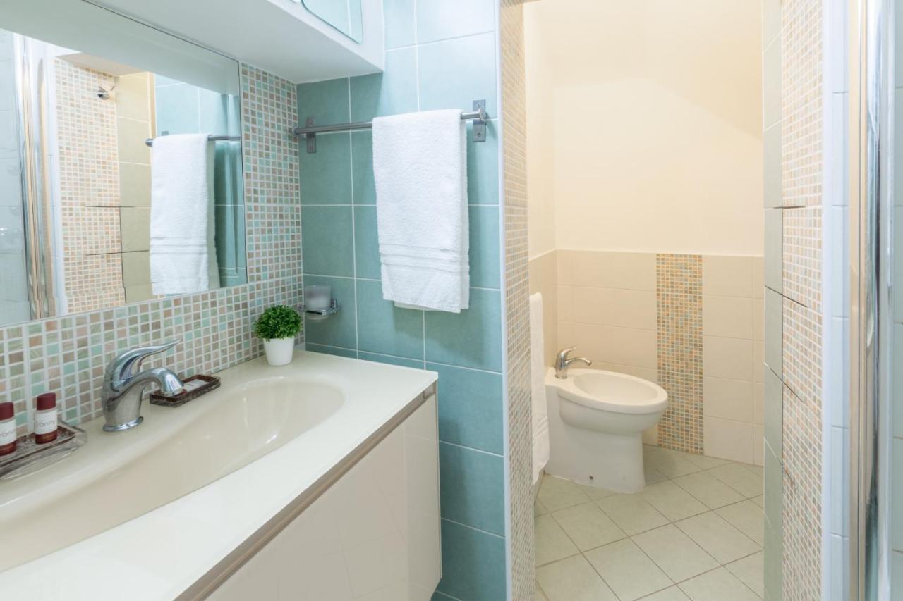 Via Del Gesu Holiday Apartamento *